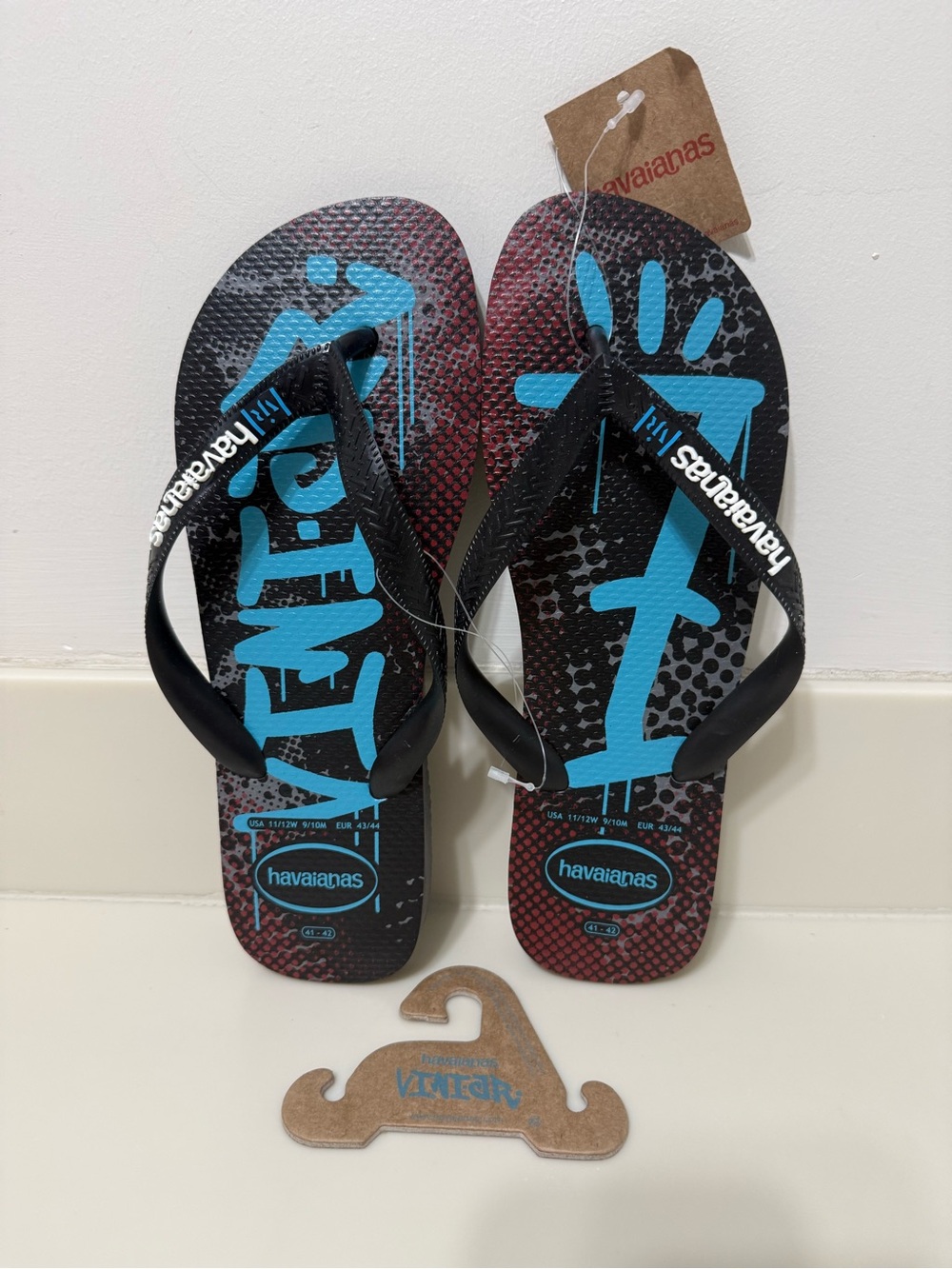 Limited Edition Vini Jr Havaianas Black & Blue Graphic Flip Flops Unisex